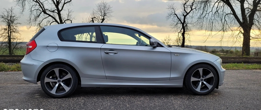 BMW Seria 1 cena 19999 przebieg: 286000, rok produkcji 2010 z Ślesin małe 137